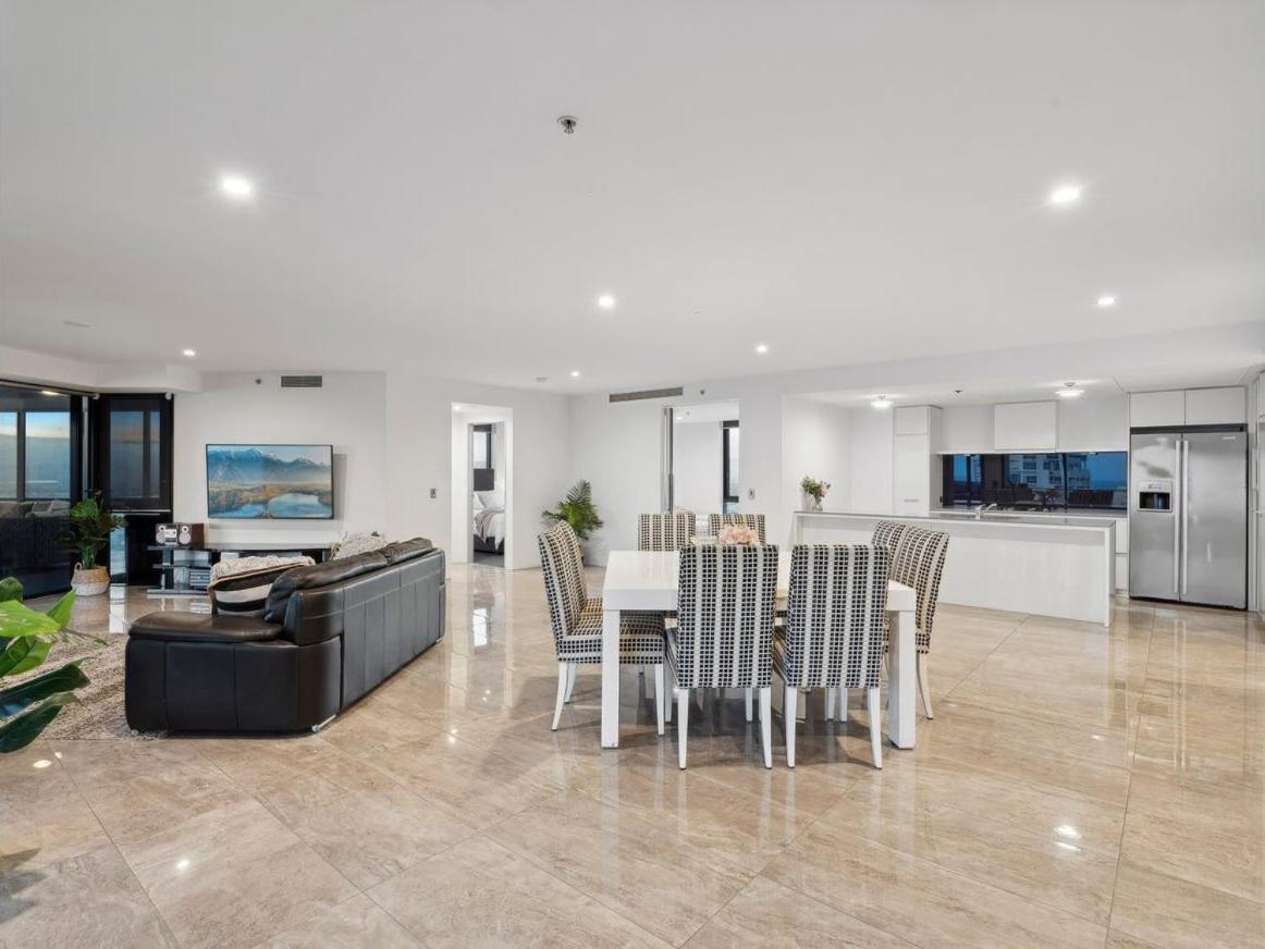 Apartamento Circle On Cavill - Hosted By Coastal Letting Gold Coast Exterior foto